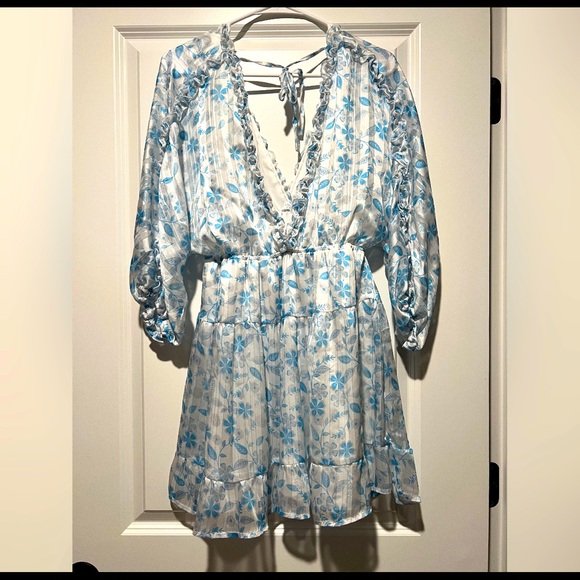 Boutique Reveal Dress - Brand New Size Medium - Picture 4 of 4